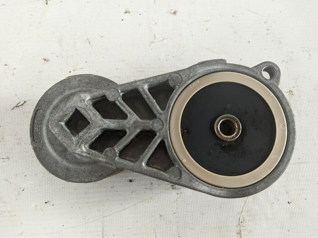 ролик натяжитель DXI11 б/у - 1